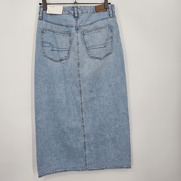 American Eagle Low-Rise Denim Maxi Skirt NWT | Size 2 - Picture 3 of 6